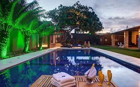 Casa Oásis com Sauna, Hidro e Piscina by Carpediem